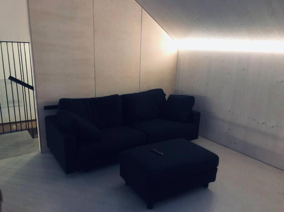 Urban Mountain Chalet With Lake View マウラッハ エクステリア 写真