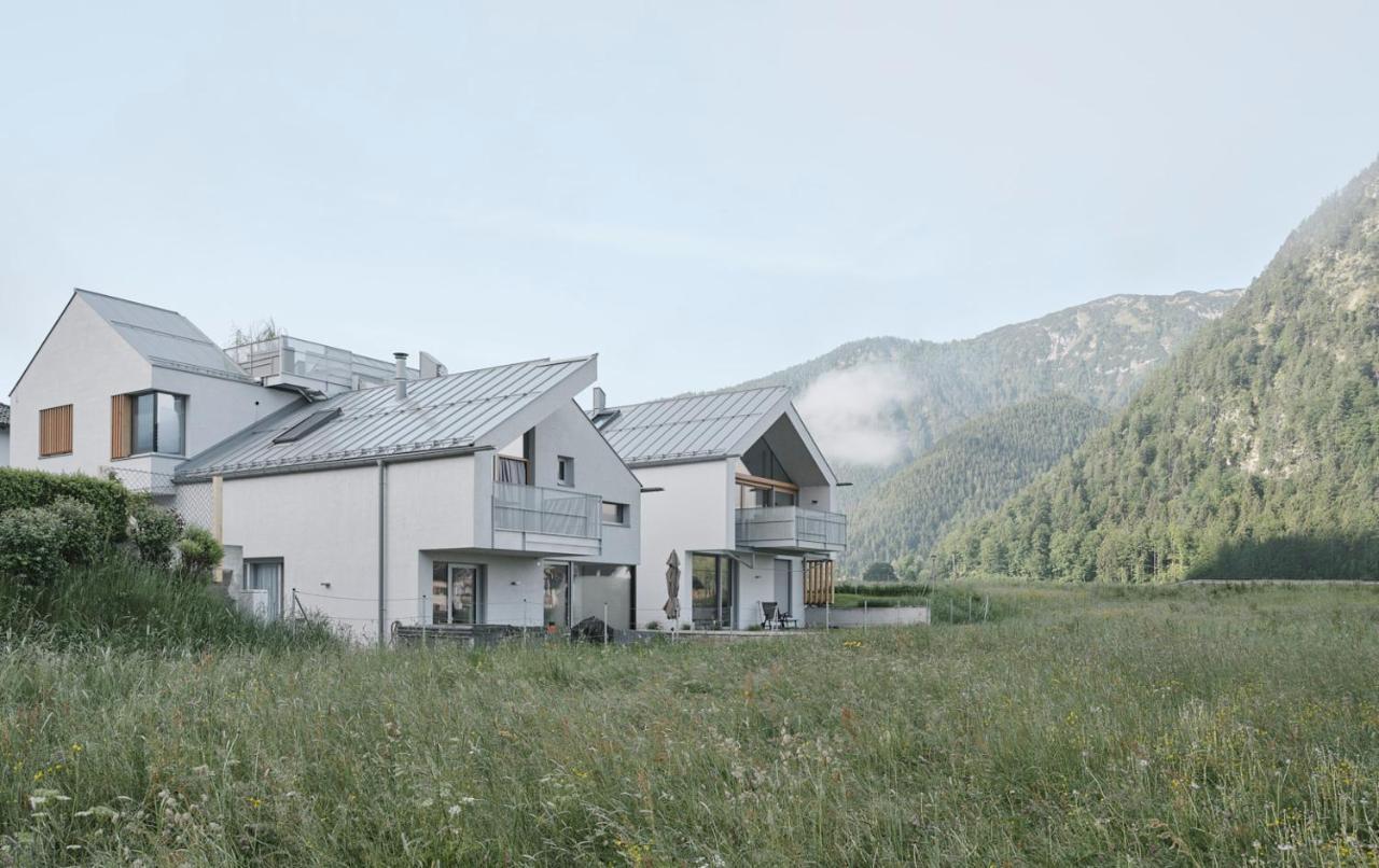 Urban Mountain Chalet With Lake View マウラッハ エクステリア 写真