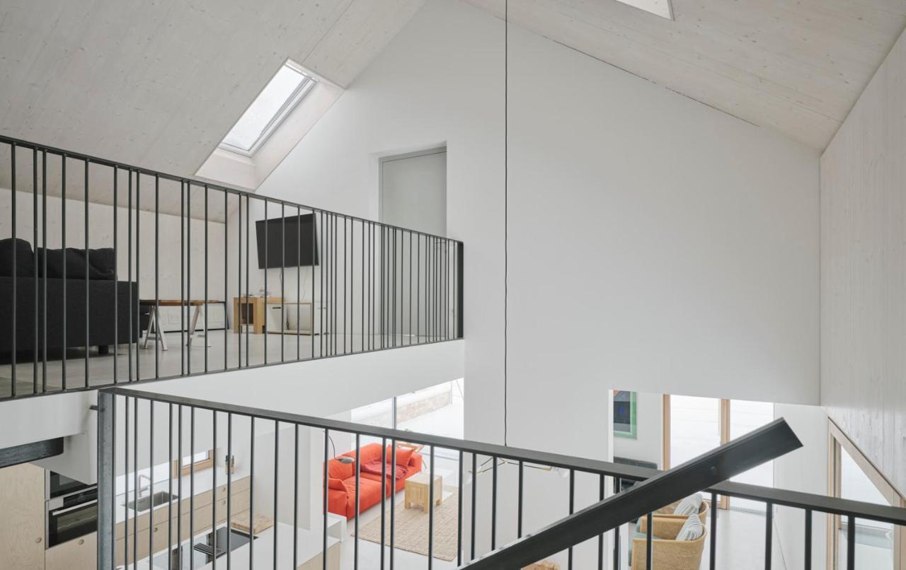 Urban Mountain Chalet With Lake View マウラッハ エクステリア 写真