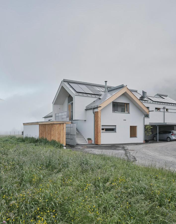 Urban Mountain Chalet With Lake View マウラッハ エクステリア 写真